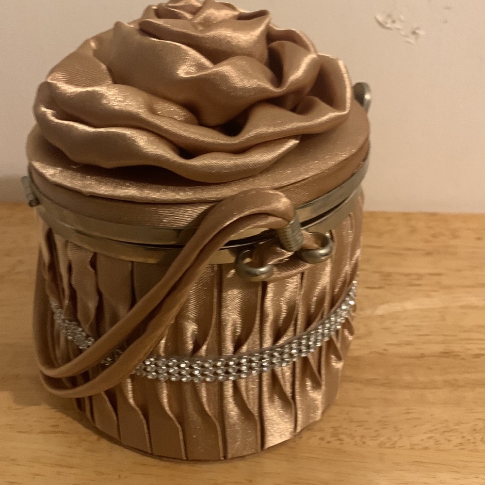 Purse - Picture 5 of 10